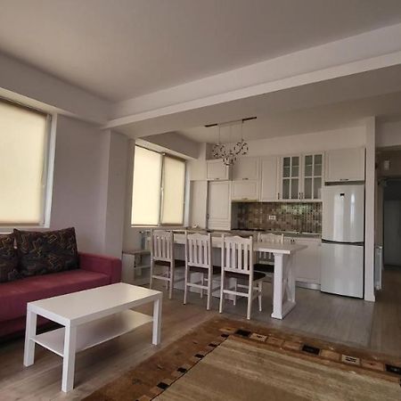 דירות בוקרשט Apartament Padurea Baneasa מראה חיצוני תמונה
