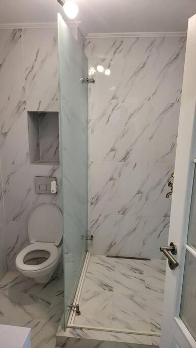 דירות בוקרשט Apartament Padurea Baneasa מראה חיצוני תמונה
